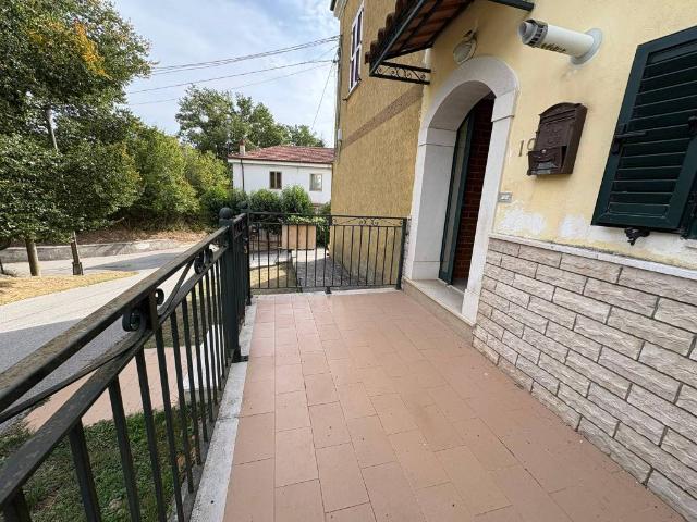 Casa indipendente in vendita a Cantalupo nel Sannio IS