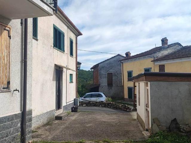 Casa indipendente in vendita a Cantalupo Ligure AL