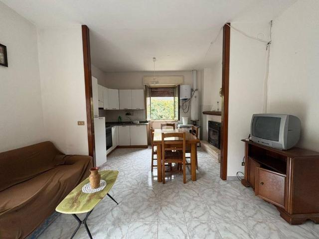 Casa indipendente in vendita a Cantiano PU