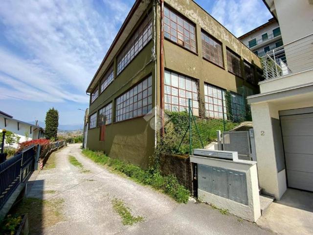 Casa indipendente in vendita a Cantù CO