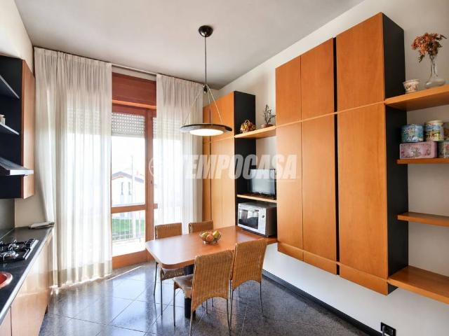 Casa indipendente in vendita a Cantù CO