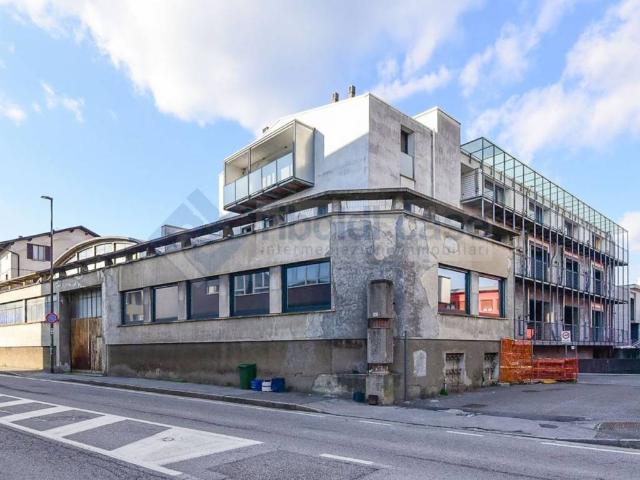Casa indipendente in vendita a Cantù CO