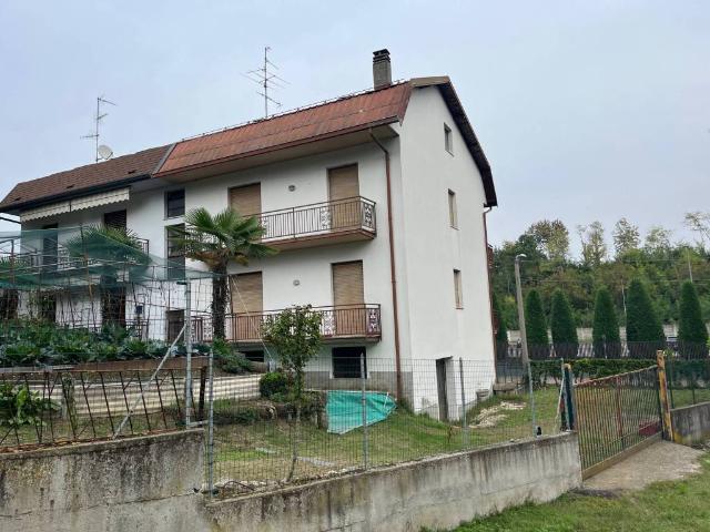 Casa indipendente in vendita a Cantù CO