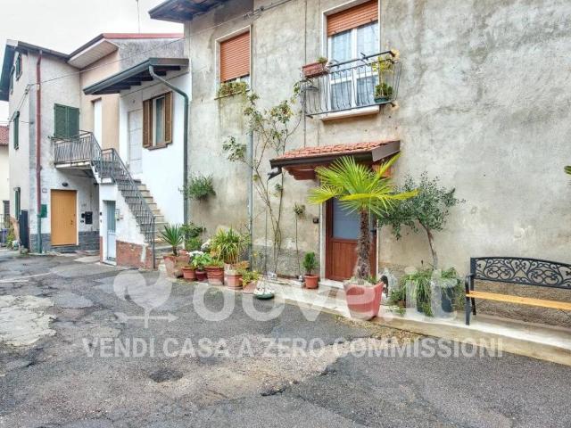 Casa indipendente in vendita a Cantù CO
