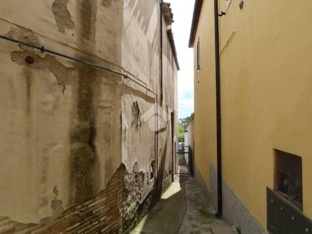 Casa indipendente in vendita a Canzano TE