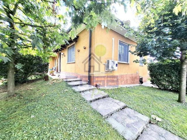 Casa indipendente in vendita a Caorso PC