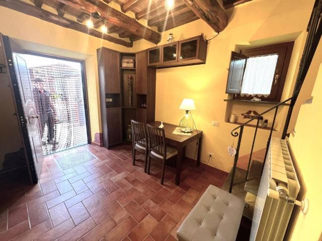 Casa indipendente in vendita a Capannori LU