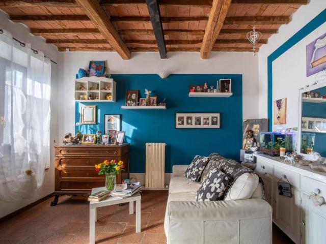 Casa indipendente in vendita a Capannori LU