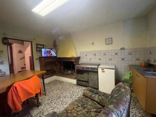 Casa indipendente in vendita a Capannori LU