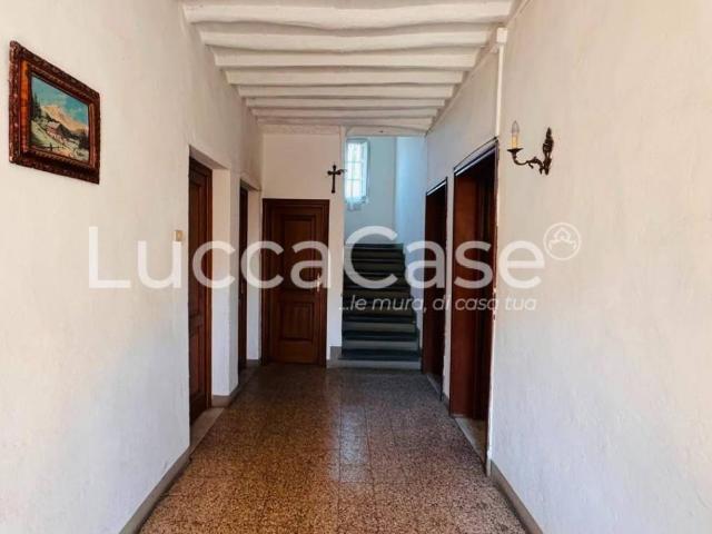 Casa indipendente in vendita a Capannori LU