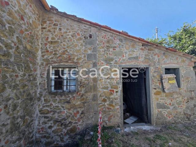Casa indipendente in vendita a Capannori LU