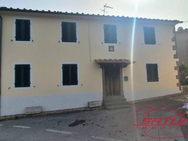Casa indipendente in vendita a Capannori LU