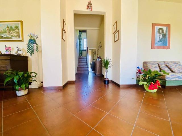 Casa indipendente in vendita a Capannori LU