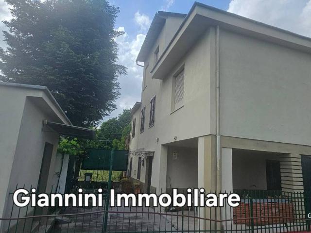 Casa indipendente in vendita a Capannori LU