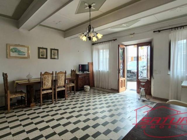 Casa indipendente in vendita a Capannori LU