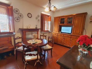 Casa indipendente in vendita a Capannori LU