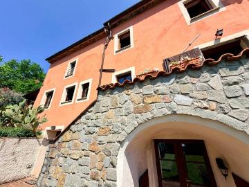 Casa indipendente in vendita a Capannori LU