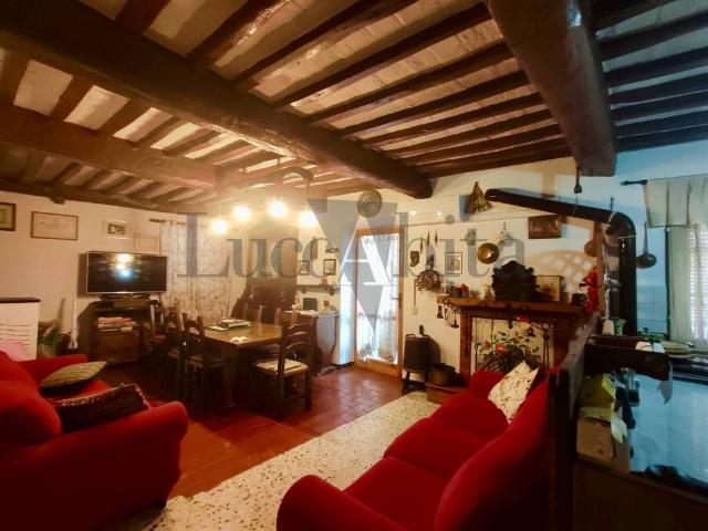 Casa indipendente in vendita a Capannori LU
