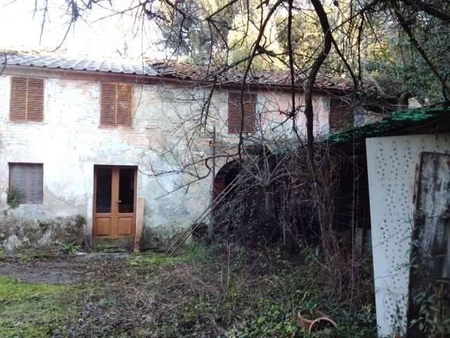Casa indipendente in vendita a Capannori LU