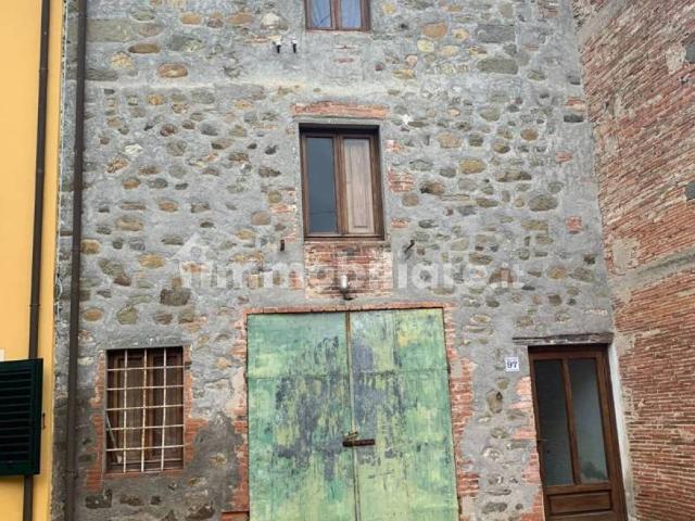 Casa indipendente in vendita a Capannori LU