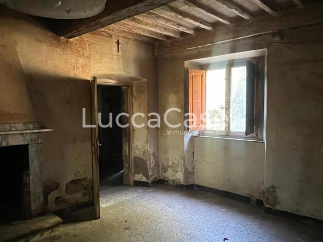 Casa indipendente in vendita a Capannori LU