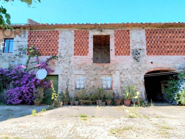 Casa indipendente in vendita a Capannori LU