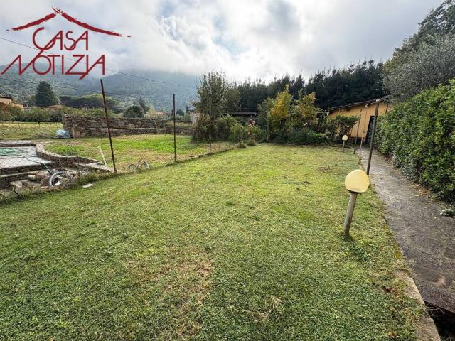 Casa indipendente in vendita a Capannori LU