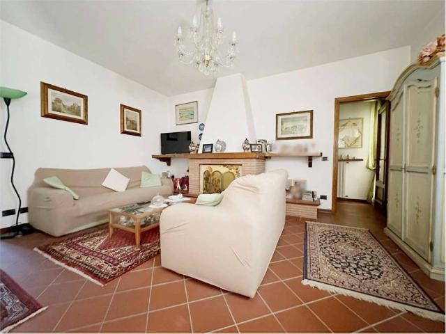 Casa indipendente in vendita a Capannori LU