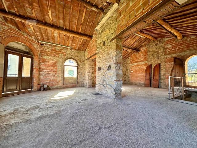 Casa indipendente in vendita a Capannori LU