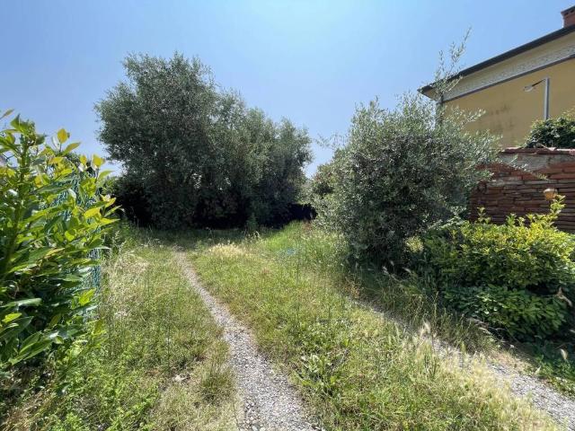 Casa indipendente in vendita a Capannori LU