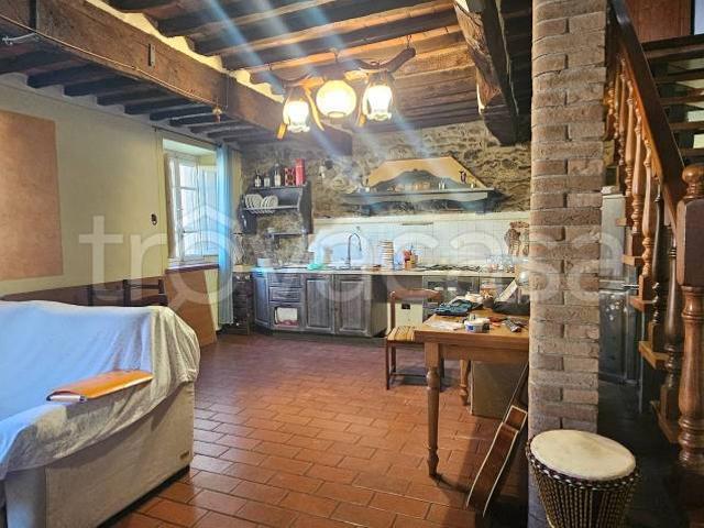 Casa indipendente in vendita a Capannori strada della Lavandara, Gragnano Lappato