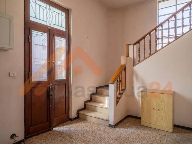 Casa indipendente in vendita a Capiago Intimiano CO