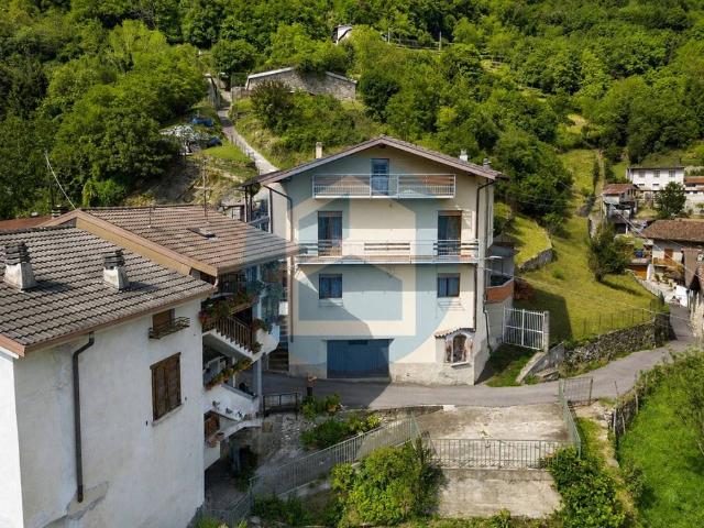 Casa indipendente in vendita a Capo di Ponte BS