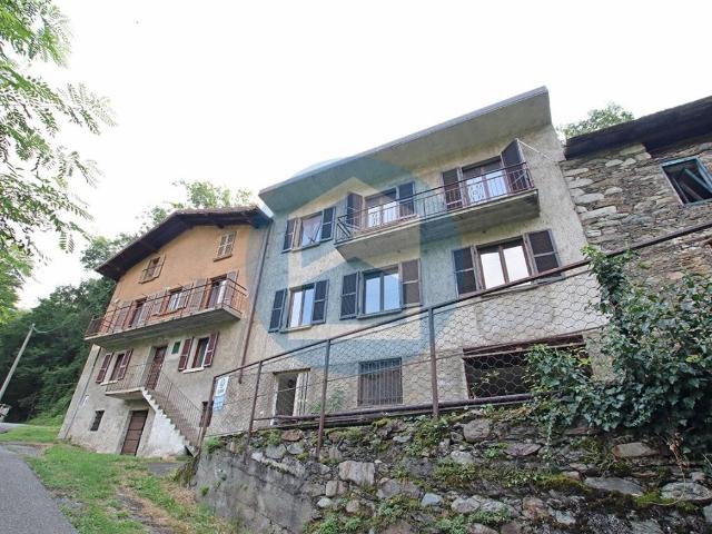 Casa indipendente in vendita a Capo di Ponte BS