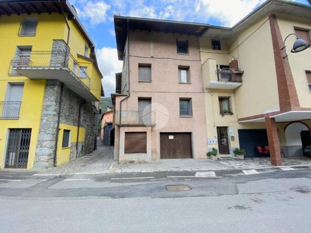 Casa indipendente in vendita a Capo di Ponte BS