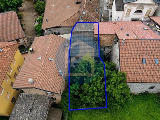 Casa indipendente in vendita a Capo di Ponte BS
