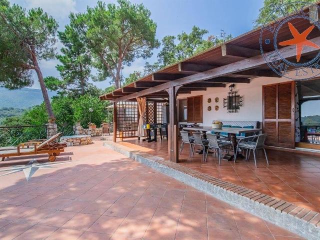 Casa indipendente in vendita a Capoliveri LI