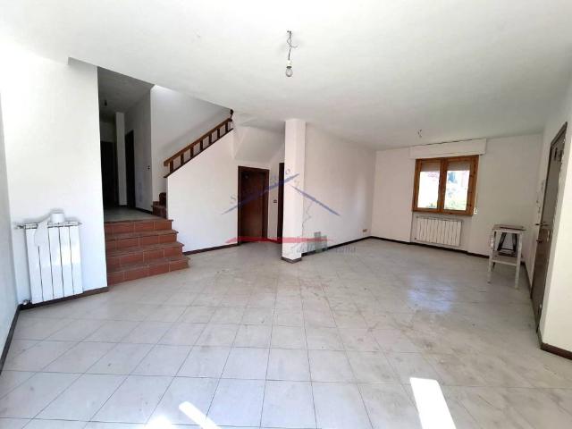 Casa indipendente in vendita a Capolona AR
