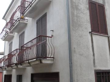 Casa indipendente in vendita a Caposele AV