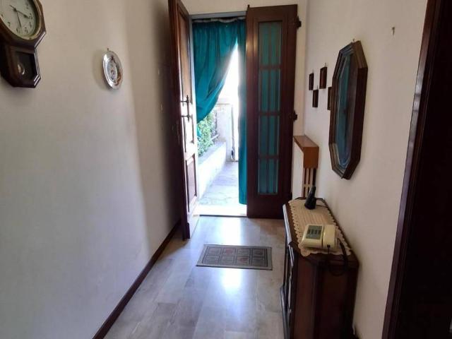 Casa indipendente in vendita a Capraia e Limite FI