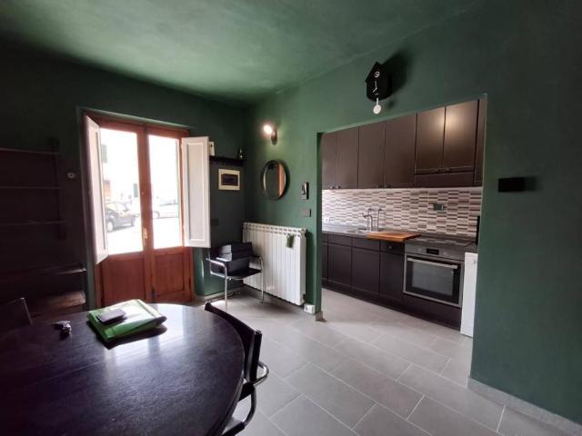 Casa indipendente in vendita a Capraia e Limite FI