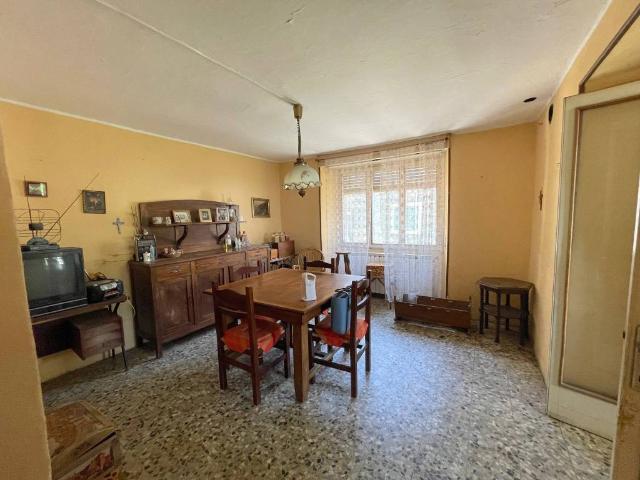 Casa indipendente in vendita a Caprezzo VB