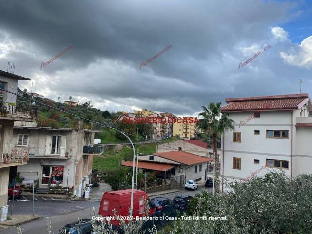 Casa indipendente in vendita a Capri Leone ME