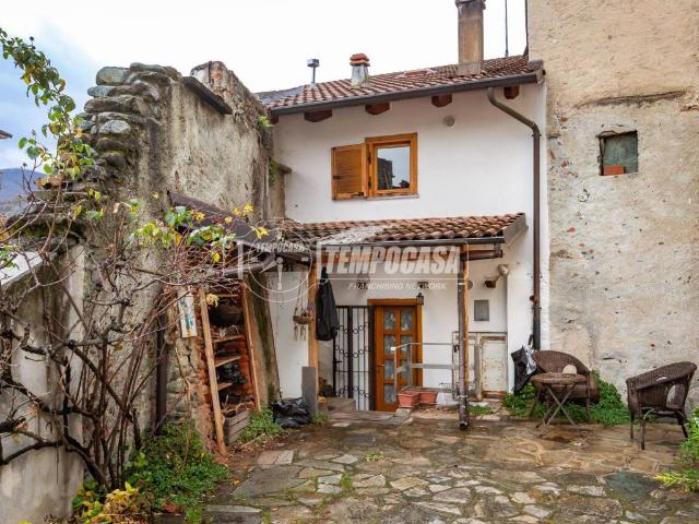 Casa indipendente in vendita a Caprie TO