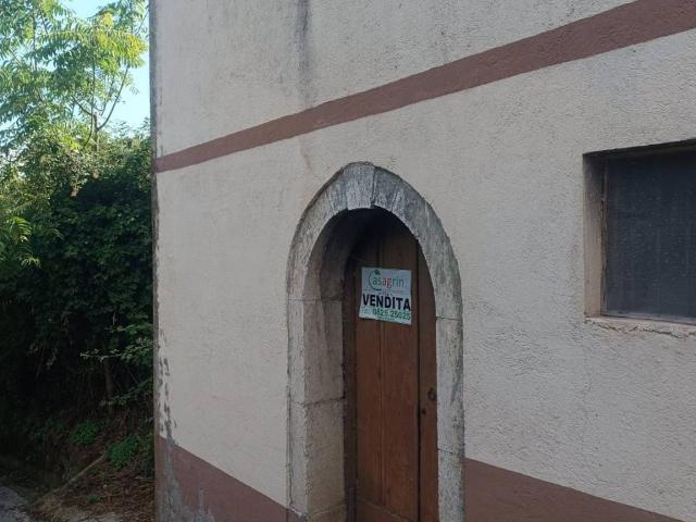 Casa indipendente in vendita a Capriglia Irpina AV
