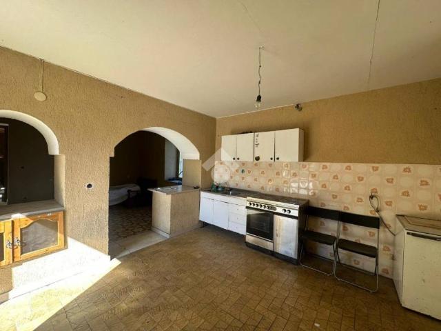 Casa indipendente in vendita a Capriglia Irpina AV