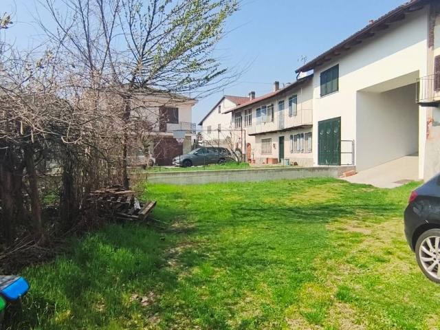 Casa indipendente in vendita a Capriglio AT