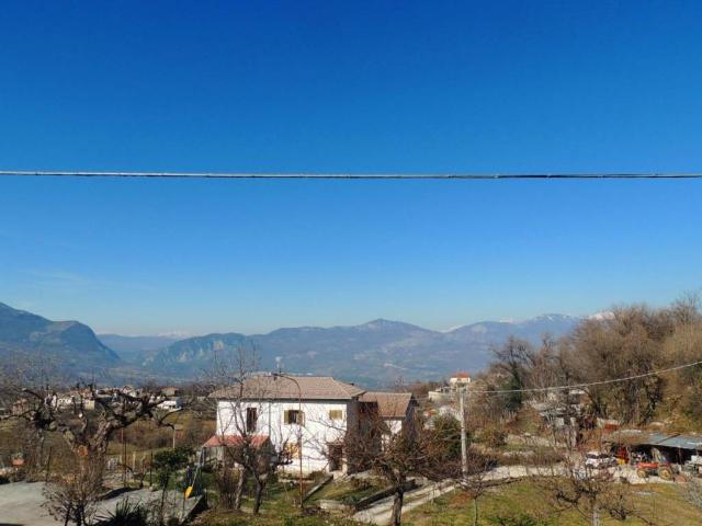 Casa indipendente in vendita a Caramanico Terme PE