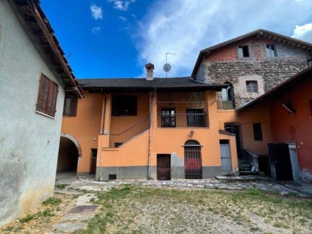 Casa indipendente in vendita a Caraglio CN
