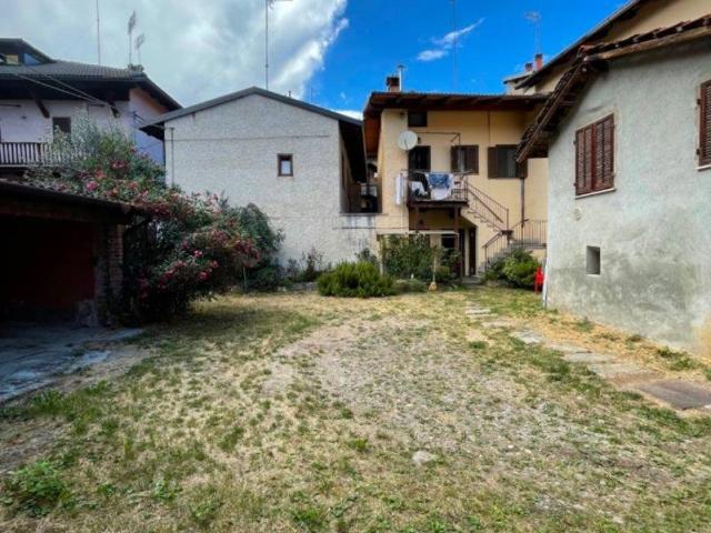 Casa indipendente in vendita a Caraglio CN